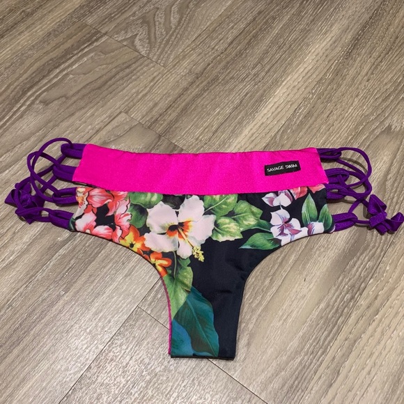 Savage Swim | Joplin Low Bottoms - Picture 2 of 3